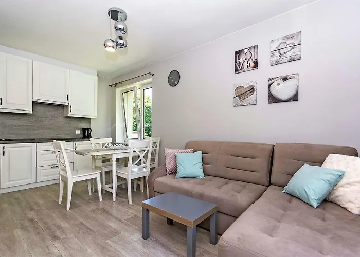 Green Park Rentyear Apartments